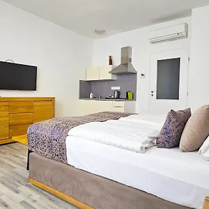 Aparthotel Karlova - Mostecka 10 St Depandance, Prag